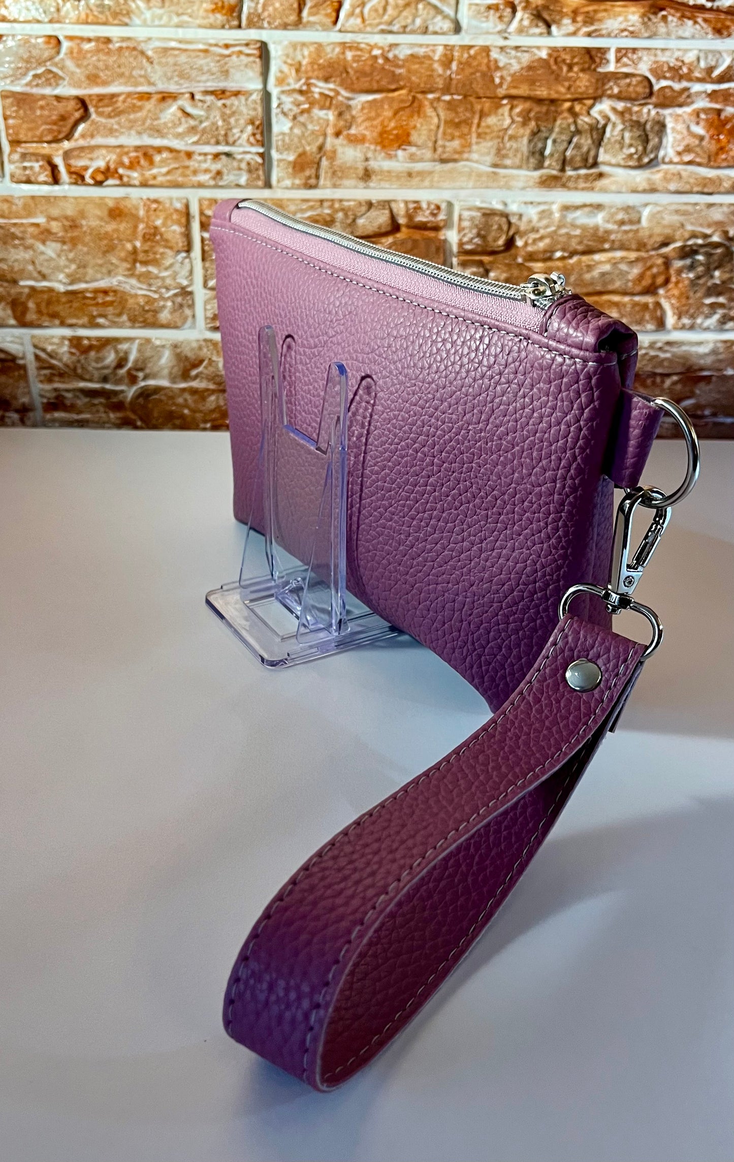 Liana Wristlet (Purple)